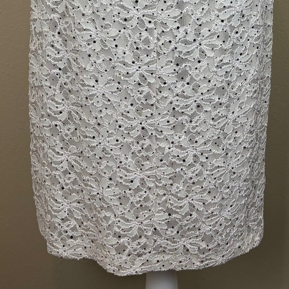 Dress Barn Est 1962 Cream Mesh/Lace Floral Sleeveless Pull On Stretch Midi Dress - Picture 11 of 15
